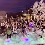 Zecamping 4 étoiles Familial Avec Piscine Couverte Camping