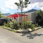 Zecamping 4 étoiles Familial Avec Piscine Couverte Camping Laroque-des-Albères