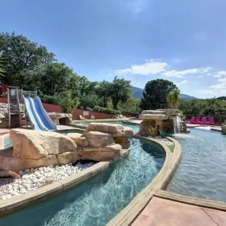 Zecamping 4 Etoiles Familial Avec Piscine Couverte