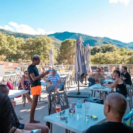 Zecamping 4 Etoiles Familial Avec Piscine Couverte