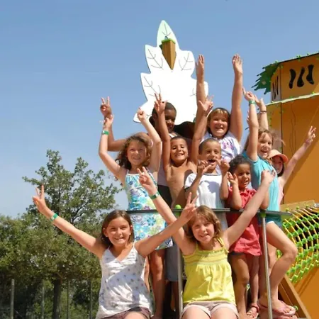 Kemp Zecamping 4 Etoiles Familial Avec Piscine Couverte 4*