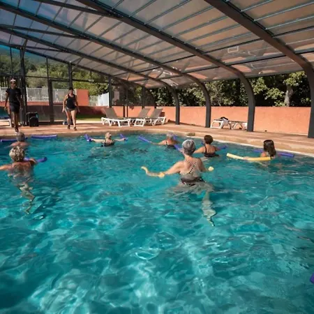 Zecamping 4 Etoiles Familial Avec Piscine Couverte 4* Laroque-des-Albères