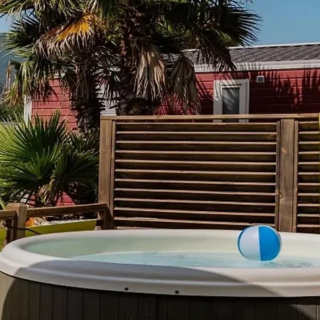 Zecamping 4 Etoiles Familial Avec Piscine Couverte Camping 4*