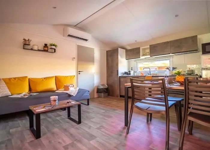 Zecamping 4 Etoiles Familial Avec Piscine Couverte 4*