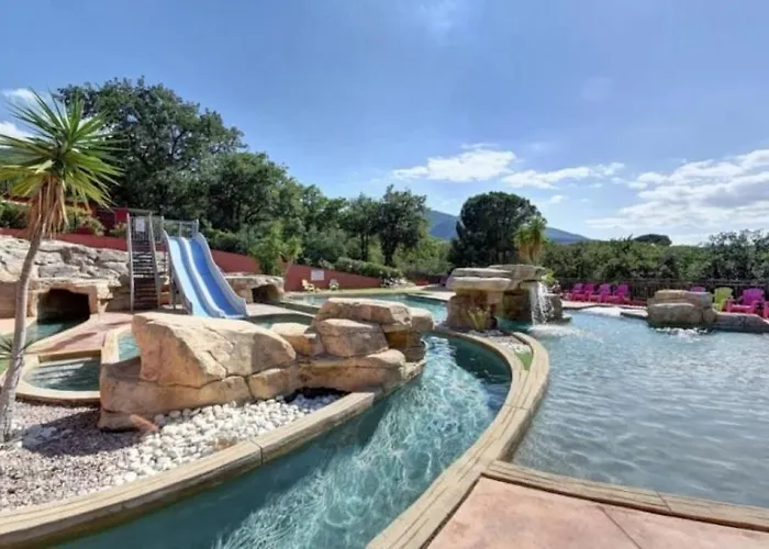 Zecamping 4 Etoiles Familial Avec Piscine Couverte